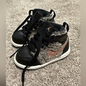 NWOB! Air Jordan Kids' Black and Rose Gold Fuzzy High-Top Sneakers. Size 5c